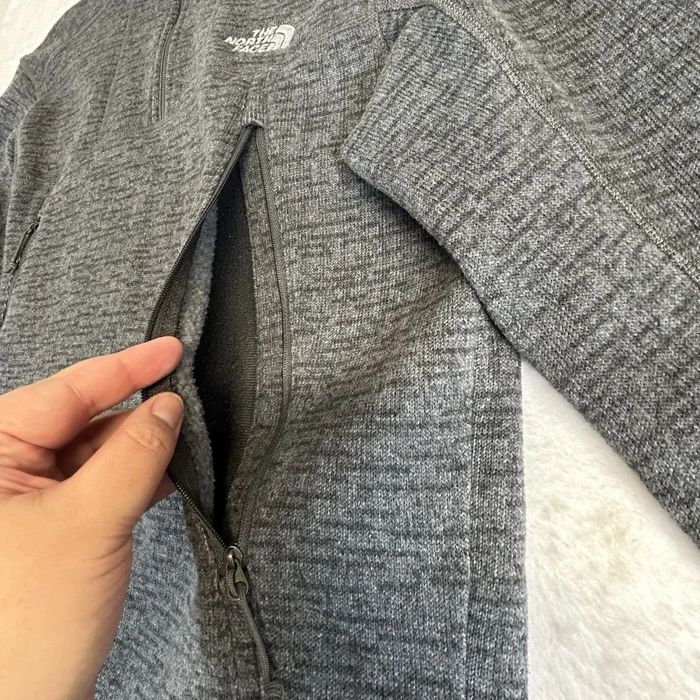 The North Face Gordon Lyons Sweater Mens Large Fleece 1/4 Zip Pullover Grey Sz L
